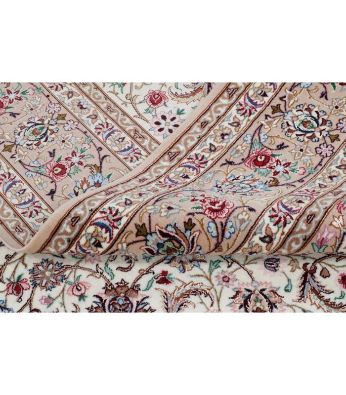 Isfahan on silk warp