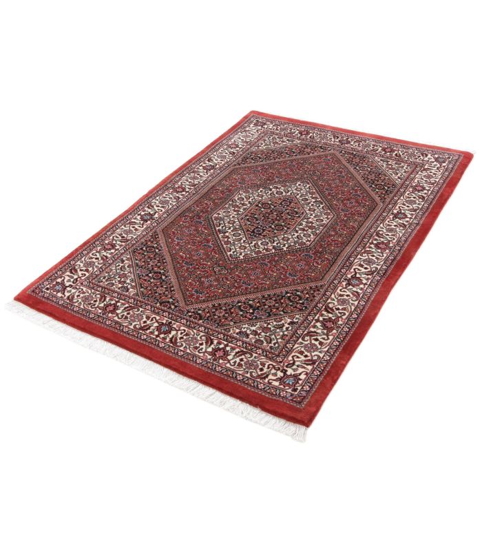 Bidjar with silk contours