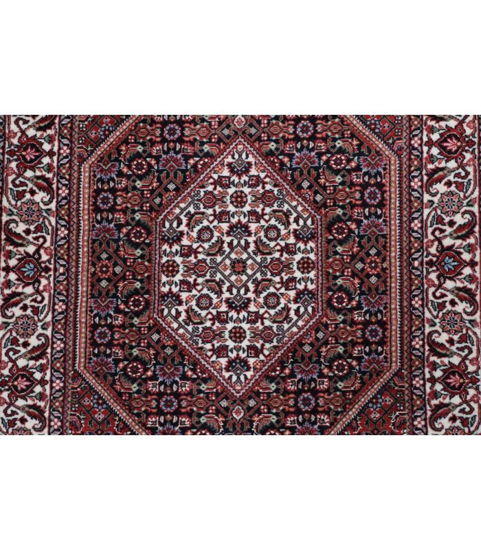 Bidjar with silk contours