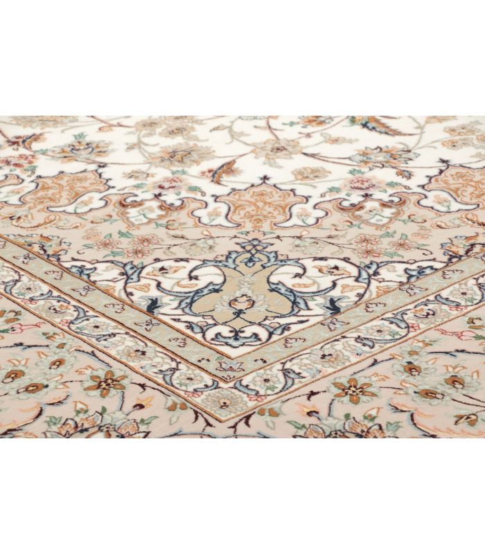 Isfahan on silk warp