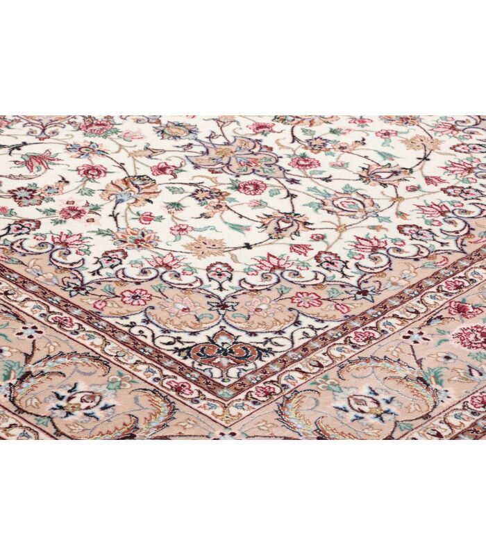 Isfahan on silk warp