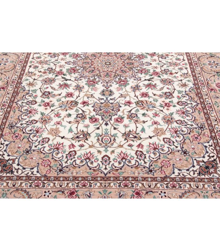 Isfahan on silk warp