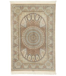 Qum silk