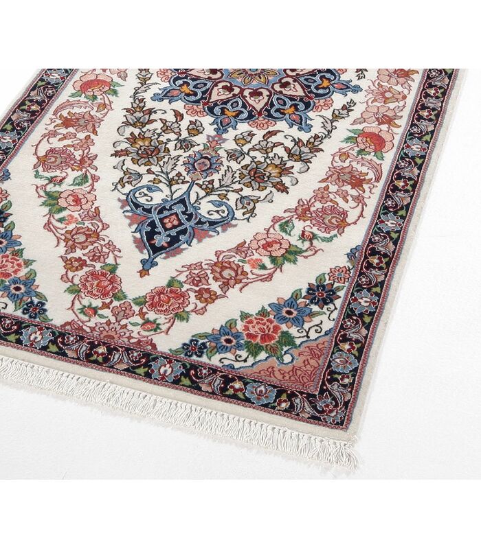 Isfahan on silk warp