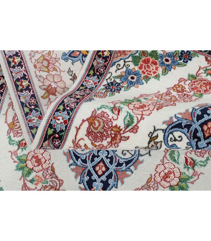 Isfahan on silk warp