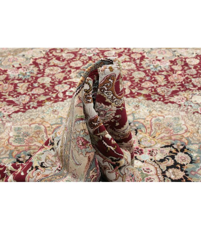 Tabriz 70raj on silk warp