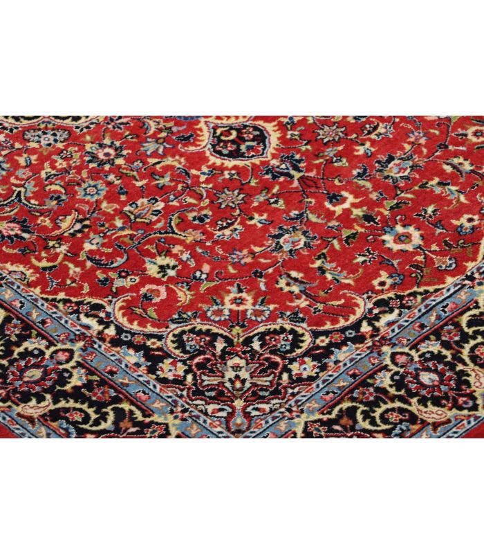 Ilam Sherkat auf Seide