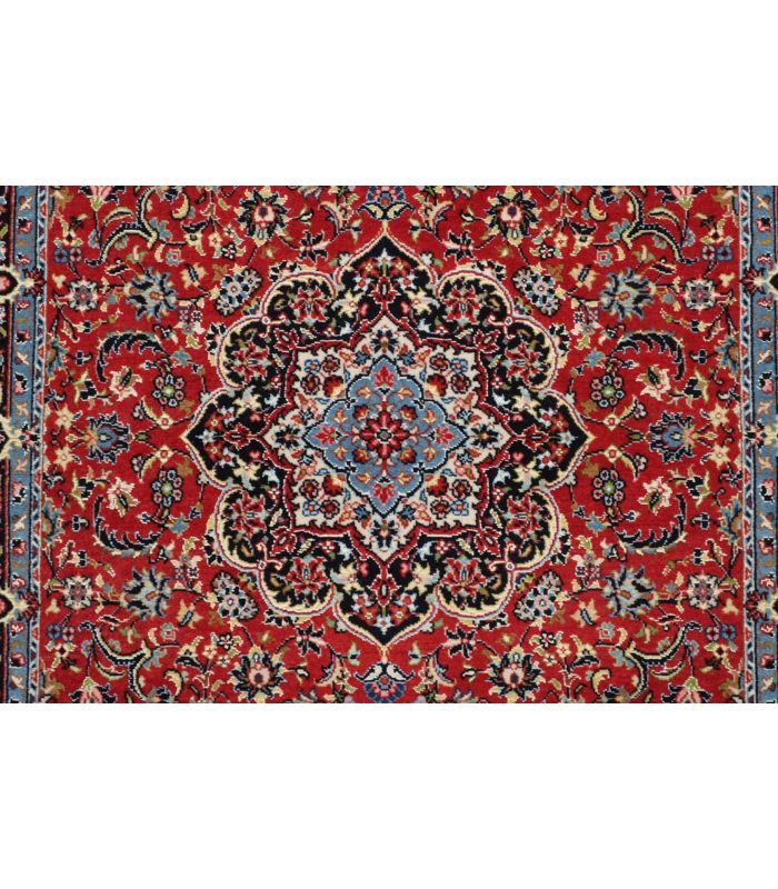 Ilam Sherkat auf Seide