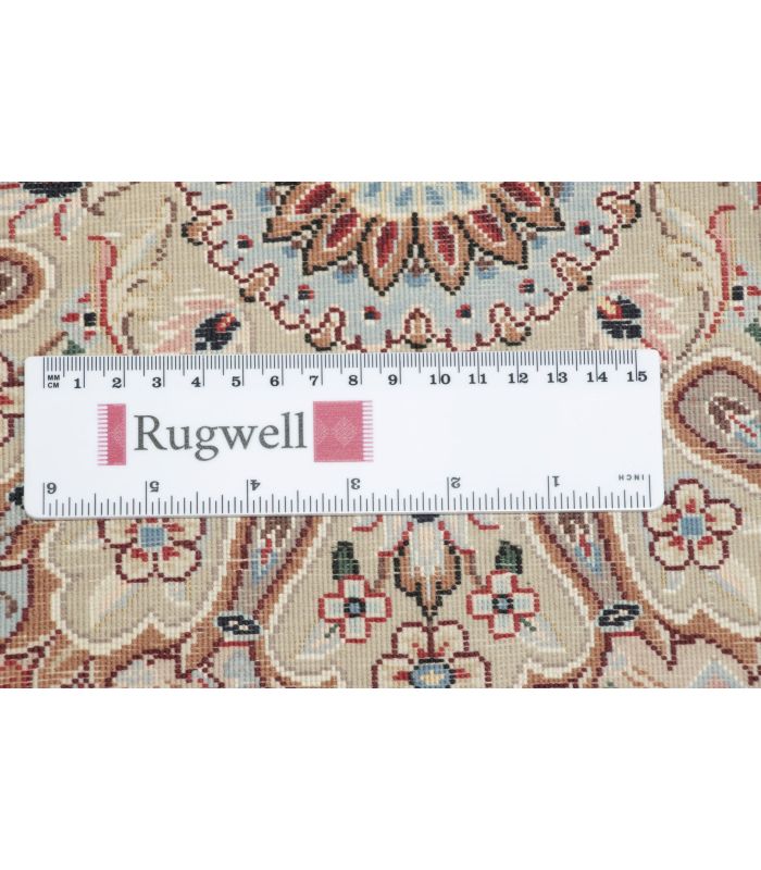 Ilam Sherkat auf Seide