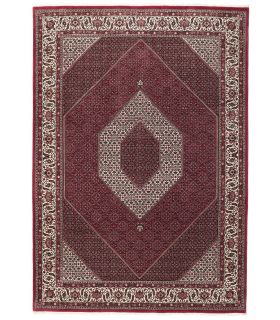 Bidjar with silk contours