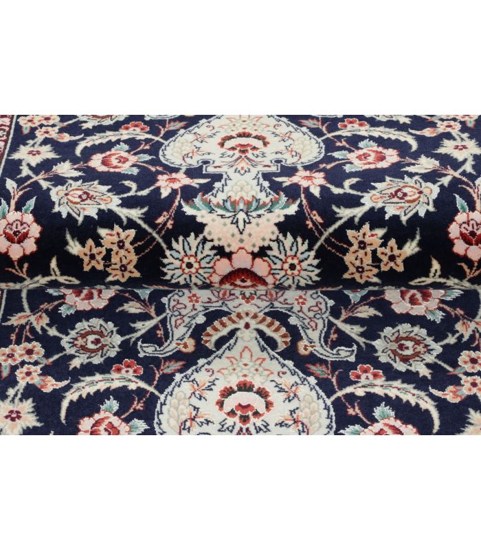 Isfahan on silk warp