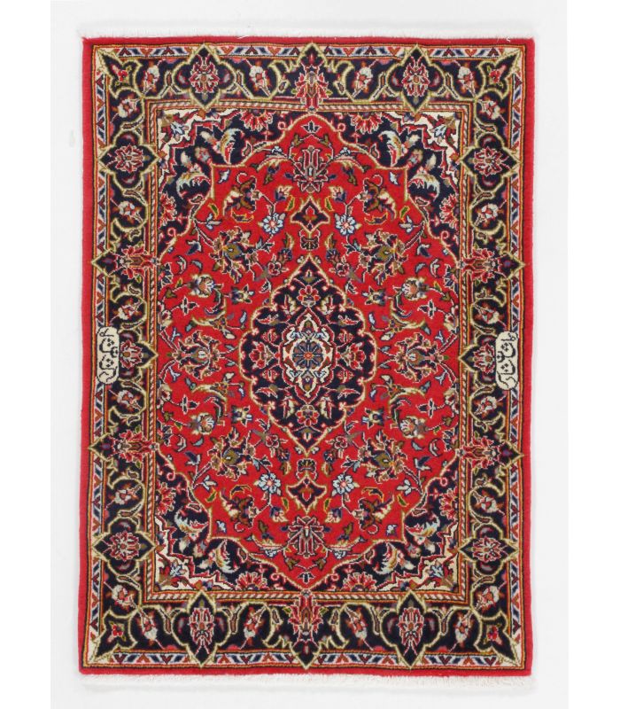 Keshan with silk contours