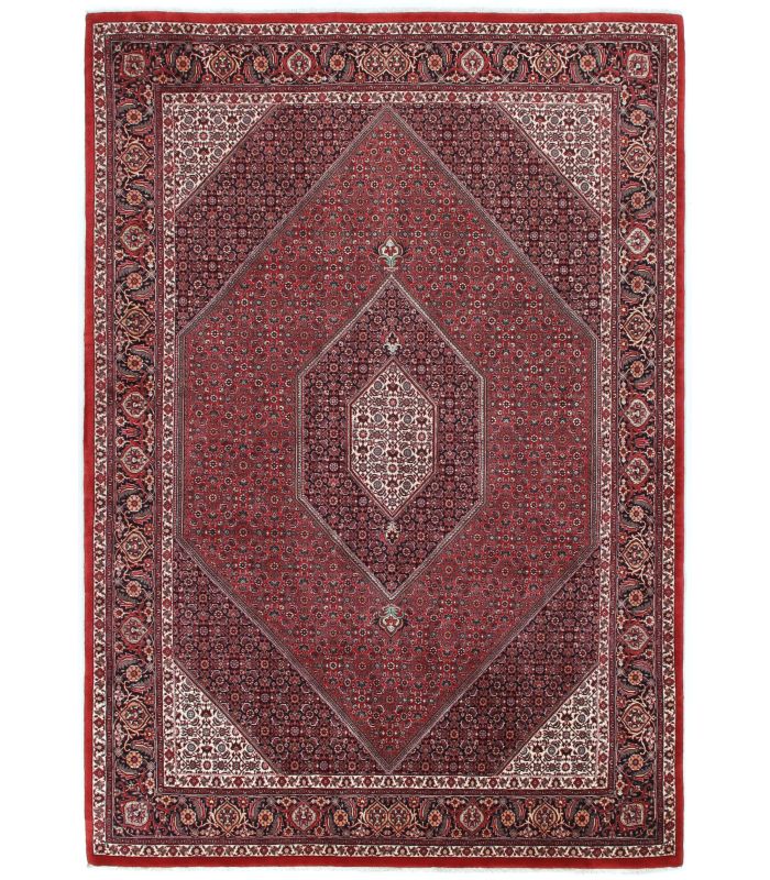 Bidjar with silk contours