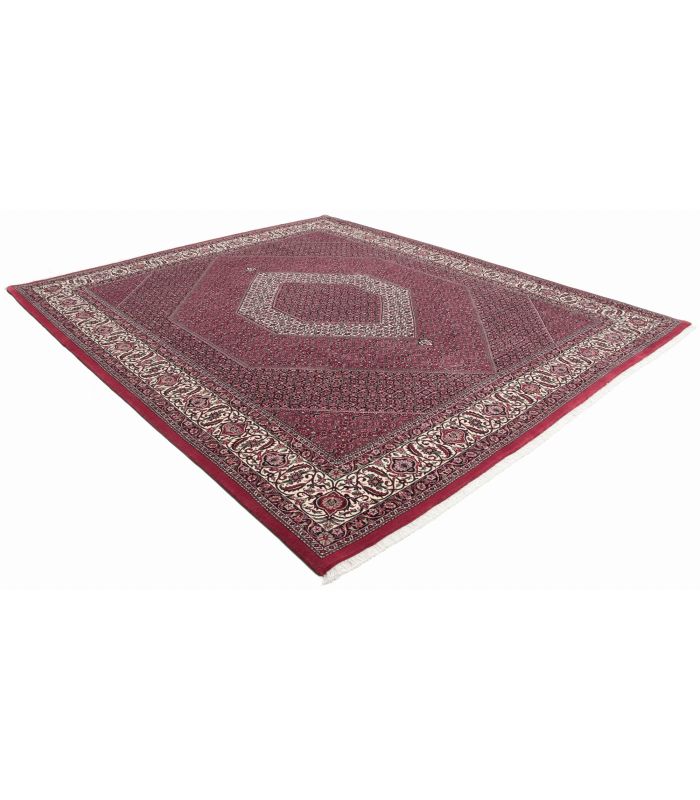 Bidjar with silk contours