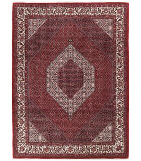 Bidjar with silk contours