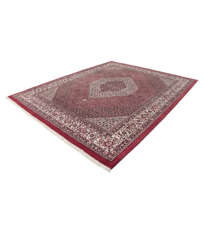 Bidjar with silk contours