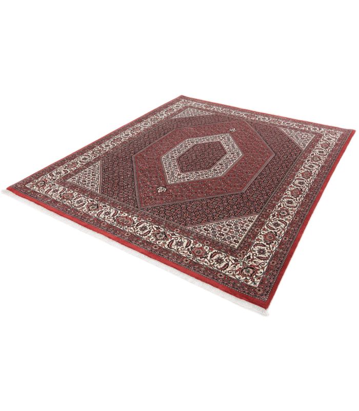 Bidjar with silk contours