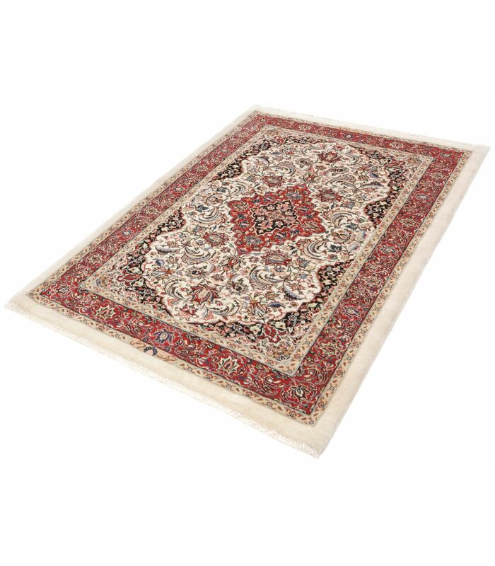 Ilam Sherkat auf Seide