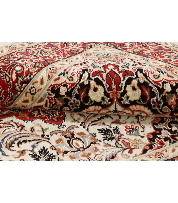 Ilam Sherkat auf Seide