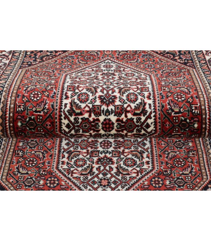 Bidjar with silk contours