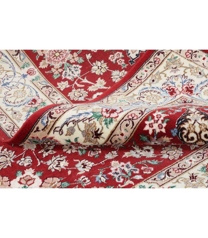 Isfahan on silk warp