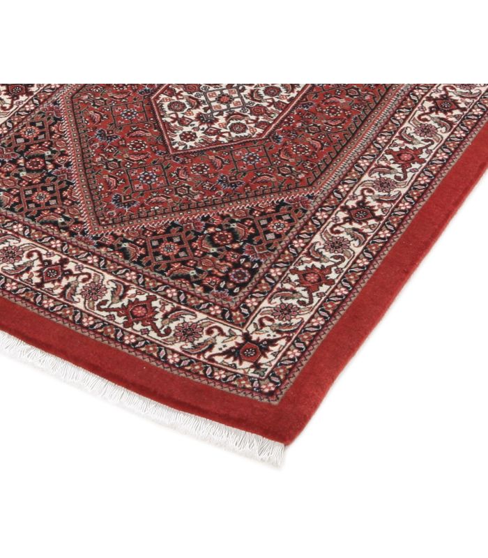 Bidjar with silk contours