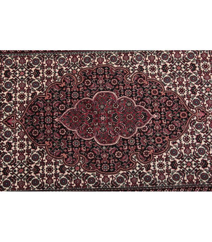 Bidjar with silk contours