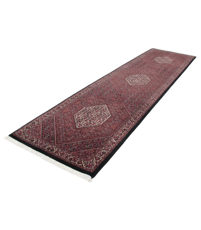 Bidjar with silk contours