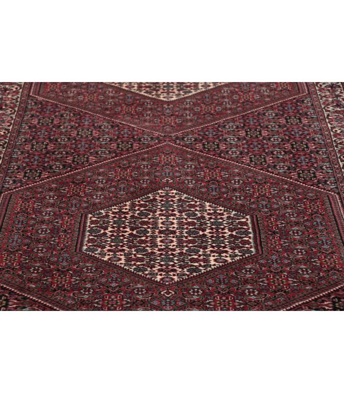 Bidjar with silk contours