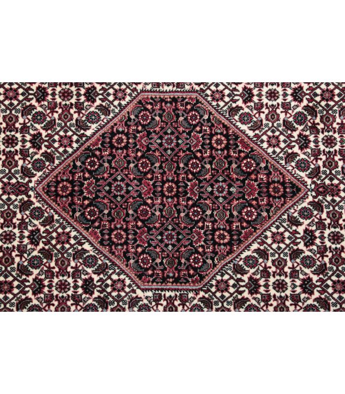 Bidjar with silk contours