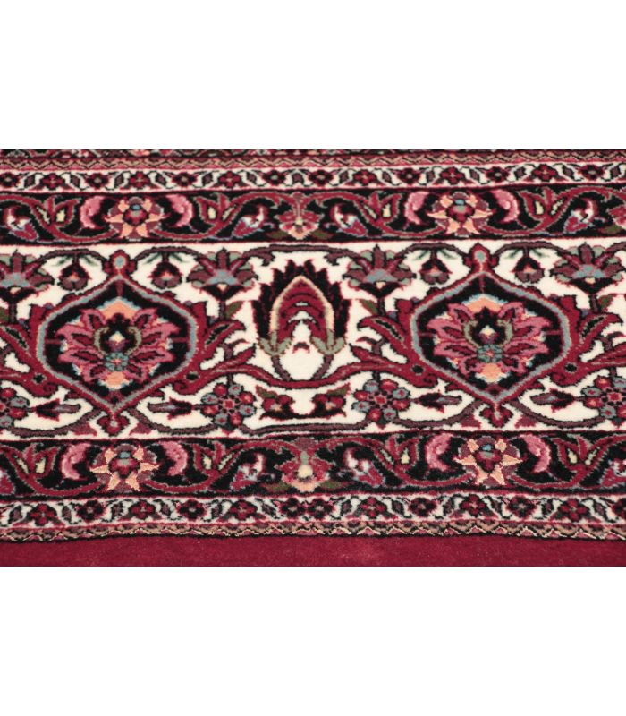 Bidjar with silk contours