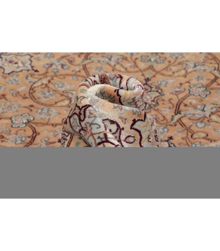 Isfahan on silk warp