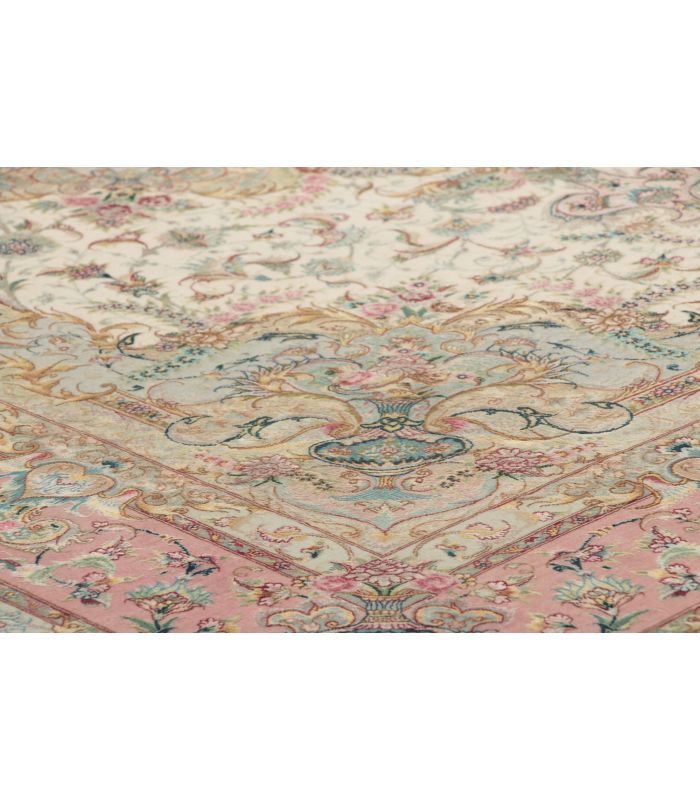 Tabriz 70raj on silk warp