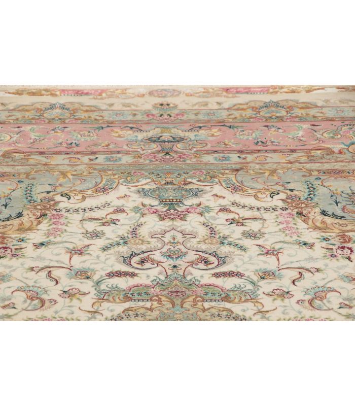 Tabriz 70raj on silk warp