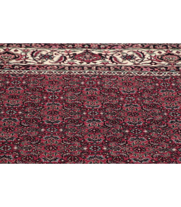 Bidjar with silk contours