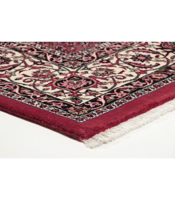 Bidjar with silk contours