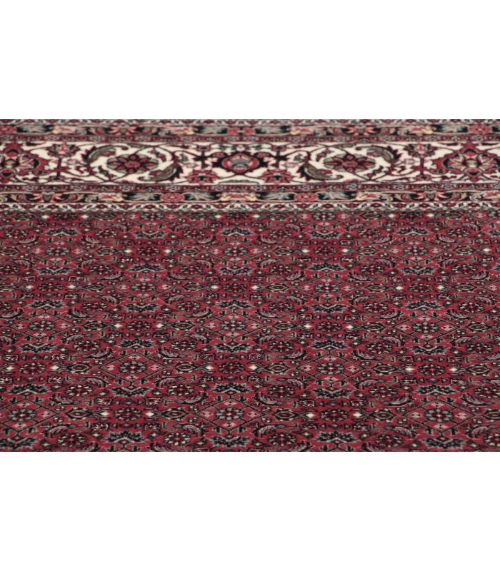 Bidjar with silk contours