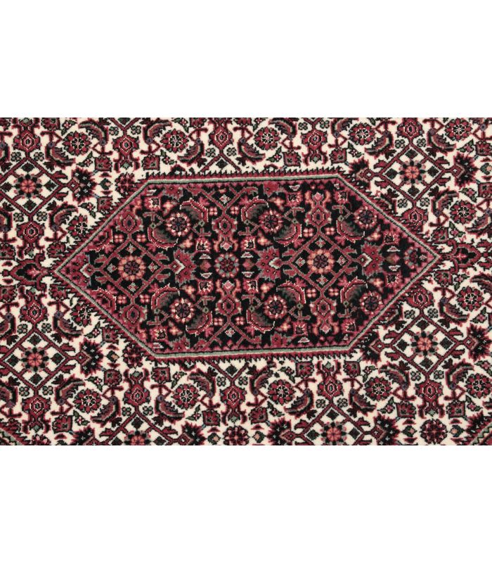 Bidjar with silk contours